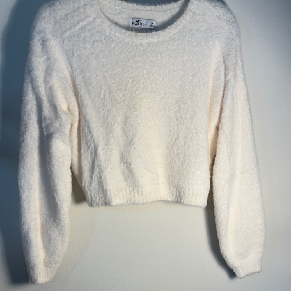 Hollister Soft Cream Crew Neck Sweater